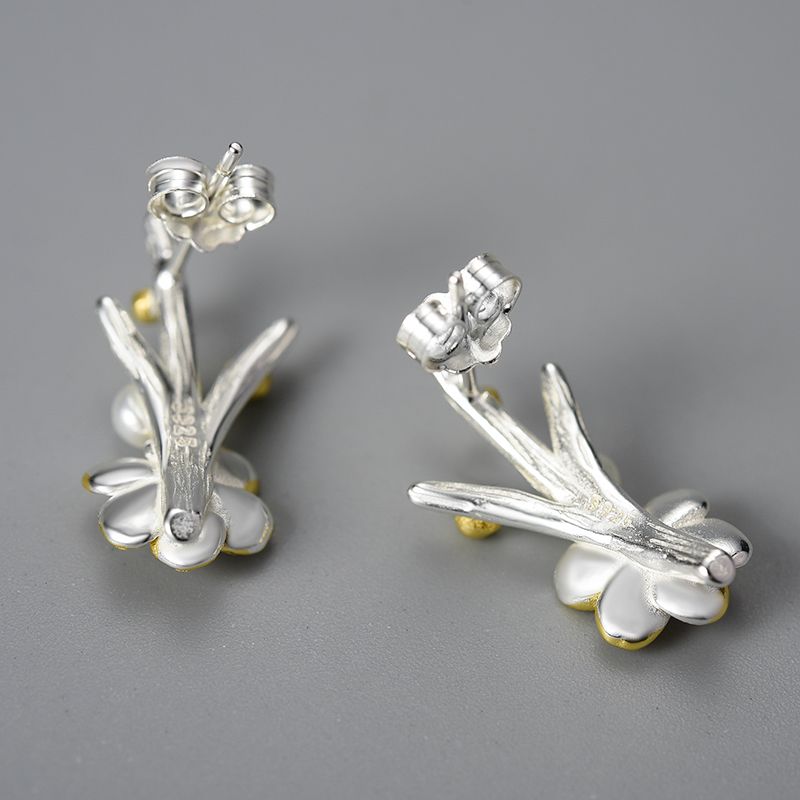 pendientes flor de ciruelo con perla blanca