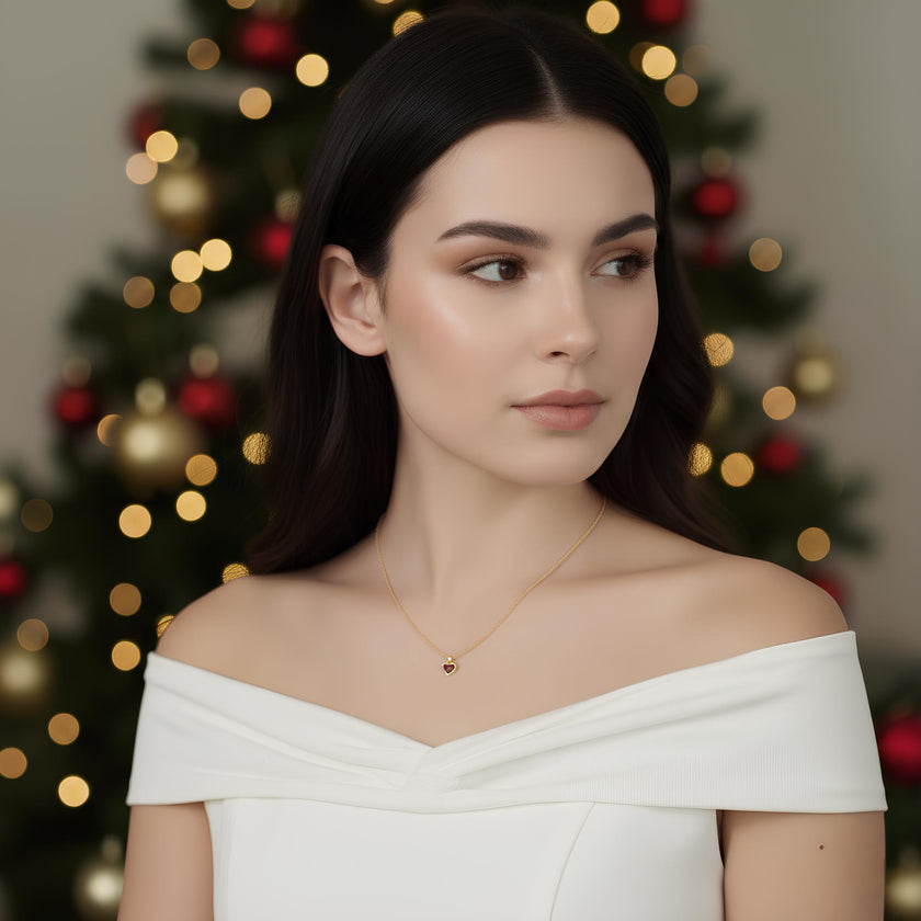 Collar Amor con piedra de zirconia roja